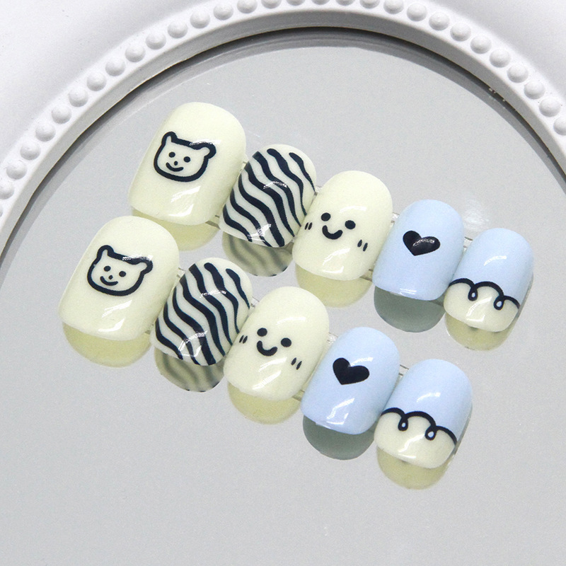 Faux ongles réutilisables à pr - Nail Art Press On avis et prix