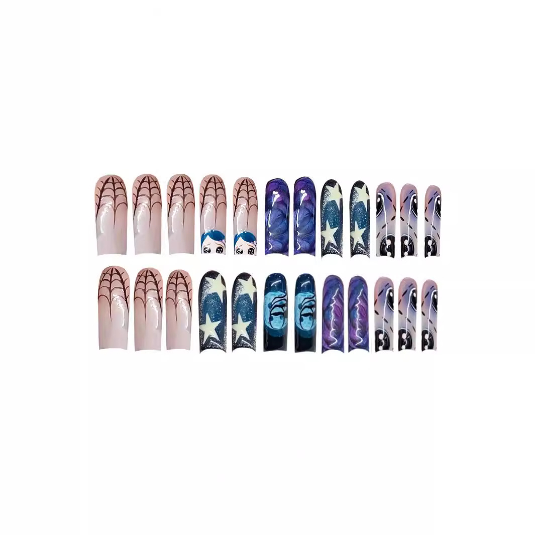 Faux Ongles Créatifs en Toile  - Nail Art Press On avis et prix